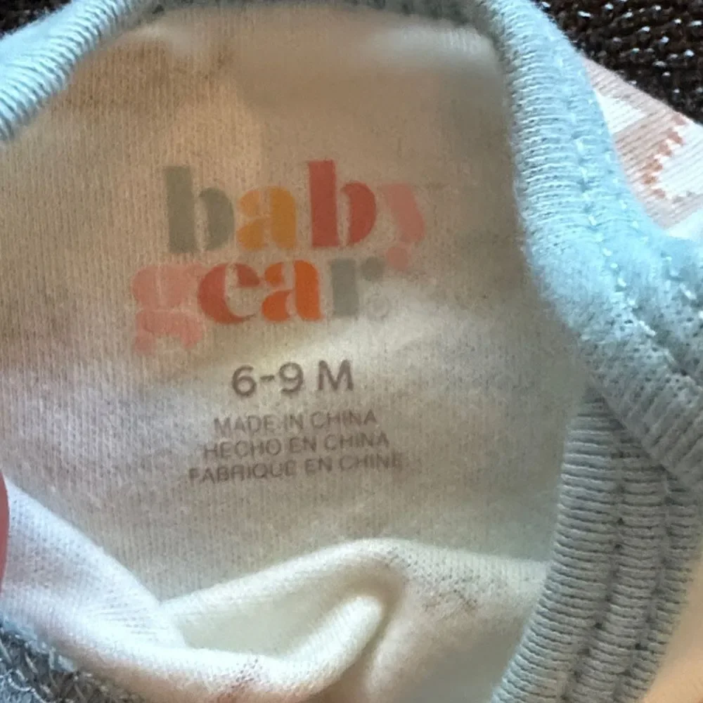 Bundle of 6 Baby Bodysuits Cloud Island brand and other  Blue and White  Set 3-9